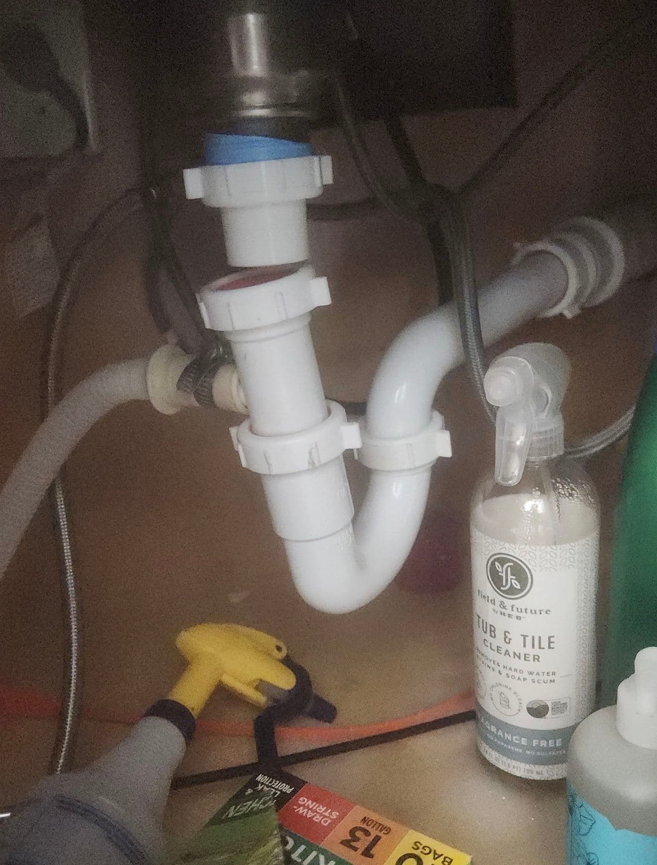 Gallery photos for Sagging Dishwasher Drain Pulled the Pipes Apart - Here's the Fix: Image #1