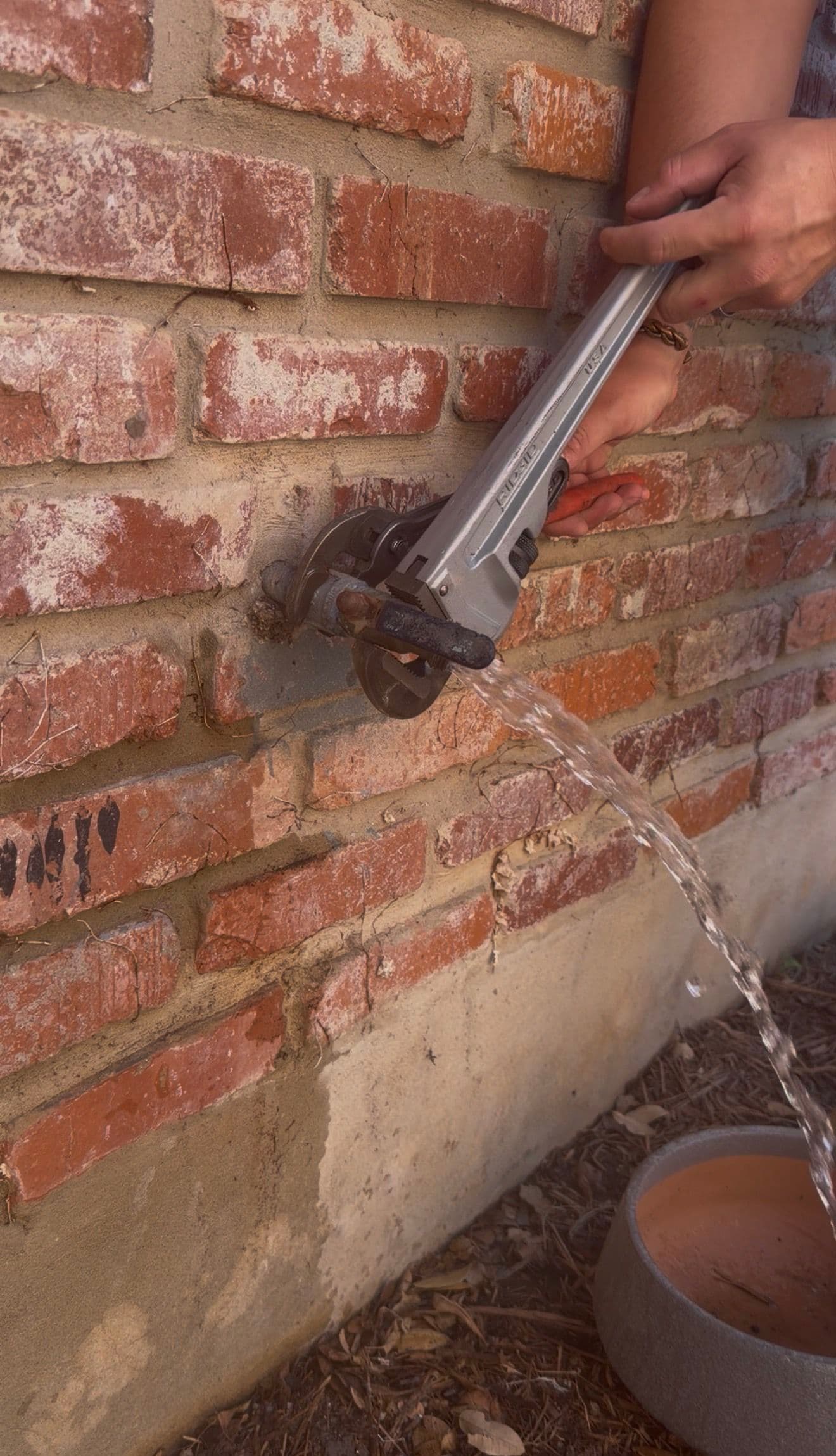 Gallery photos for Leaking Hose Bib Swapped Out and Back in Business: Image #3